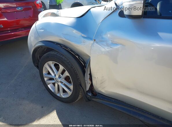 JN8AF5MR9HT701806 2017 NISSAN JUKE Silver 