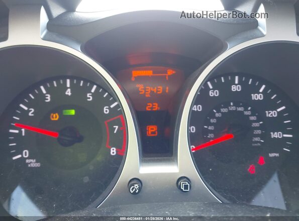 JN8AF5MV5HT750563 2017 NISSAN JUKE Серебряный Вид задних сидений