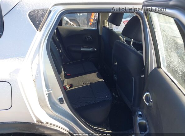 JN8AF5MV5HT750563 2017 NISSAN JUKE Серебряный Вид наклейки с VIN-кодом