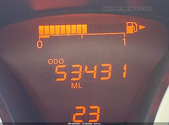 JN8AF5MV5HT750563 2017 NISSAN JUKE Серебряный 