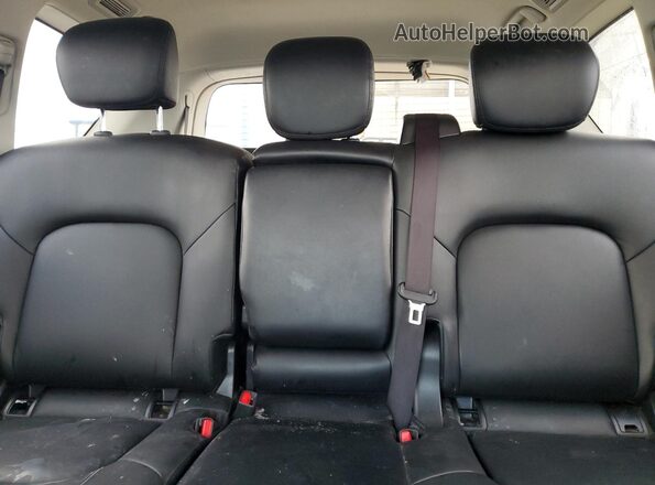 JN8AY2AD1R9709723 2024 NISSAN ARMADA Silver Widok tylnych siedzeń