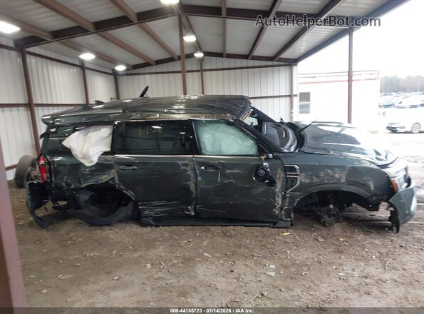 JN8AY3BA3S9001702 2025 NISSAN ARMADA Зеленый Вид задней части салона