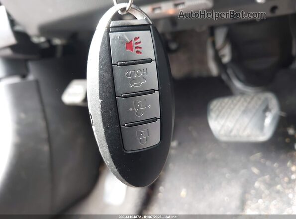 JN8CS1MU8HM142888 2017 INFINITI QX70 Серебряный Вид панели приборов
