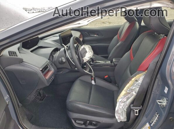 JTDACACU3S3053941 2025 TOYOTA PRIUS Серый Вид салона спереди