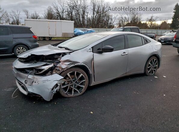 JTDACACU6R3019793 2024 TOYOTA PRIUS Серебряный Передняя левая четверть