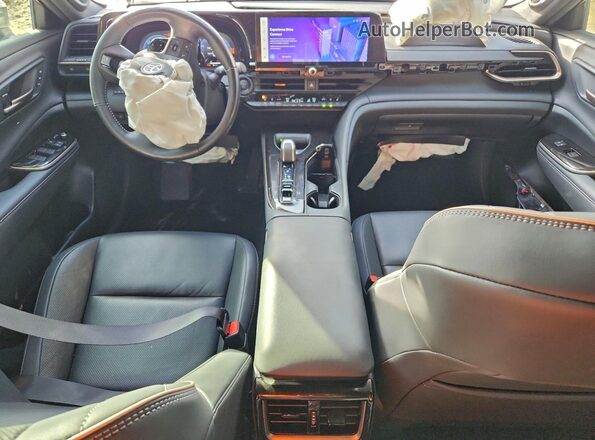 JTDAFAAF0R3008655 2024 TOYOTA CROWN Белый Вид панели приборов