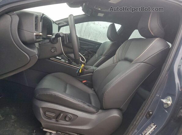 JTDAFAAF4S3013105 2025 TOYOTA CROWN Blue Widok wnętrza z przodu