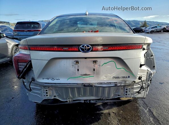 JTDBVRBD1JA005153 2018 TOYOTA MIRAI Silver Vista trasera