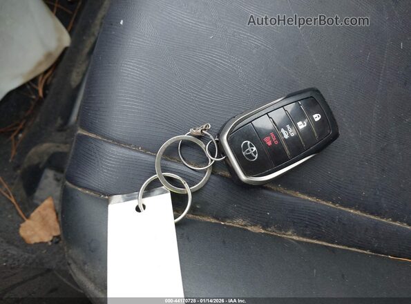 JTDBVRBD3HA003592 2017 TOYOTA MIRAI Белый Вид панели приборов