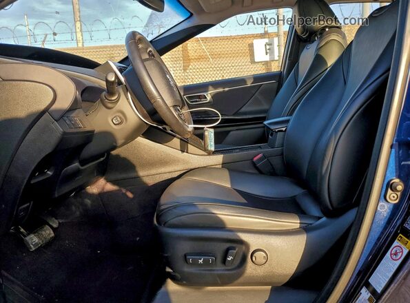 JTDBVRBD8JA004792 2018 TOYOTA MIRAI Blue Vista del salpicadero