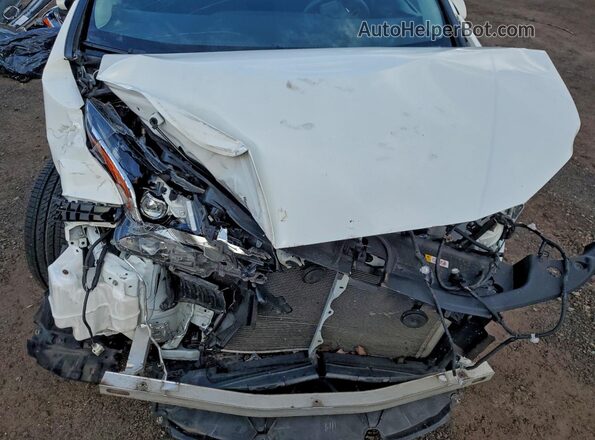 JTDKAMFU0N3164801 2022 TOYOTA PRIUS Белый Вид задней части салона