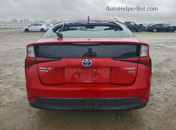 JTDL9RFU8K3008706 2019 TOYOTA PRIUS Red უკანა ხედი