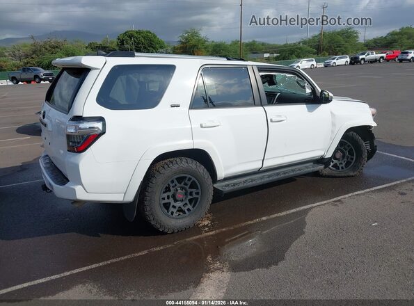 JTEEU5JR1P5291900 2023 TOYOTA 4RUNNER Белый Задняя правая четверть
