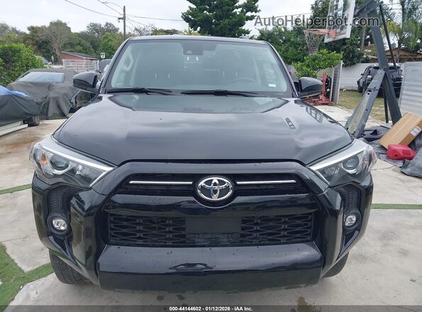 JTEEU5JRXR5310625 2024 TOYOTA 4RUNNER Black Vista del cuadro de instrumentos