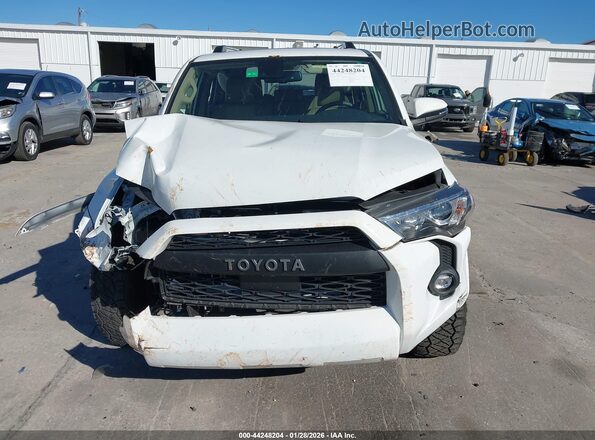 JTENU5JR3P6138977 2023 TOYOTA 4RUNNER White Widok zestawu wskaźników