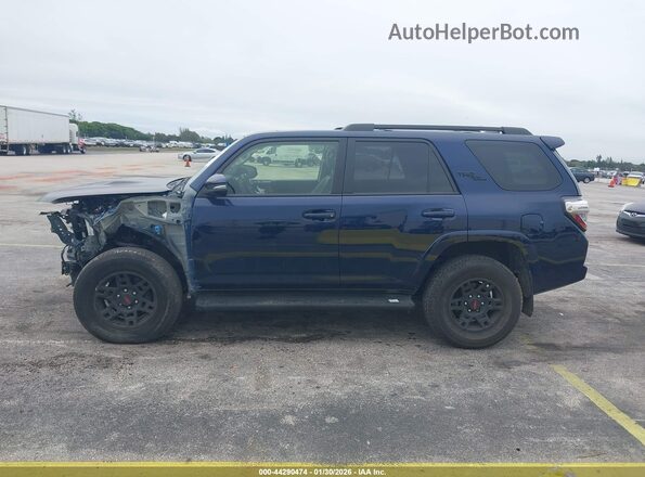 JTERU5JR8R6223074 2024 TOYOTA 4RUNNER Blue Vista interior de 360 grados