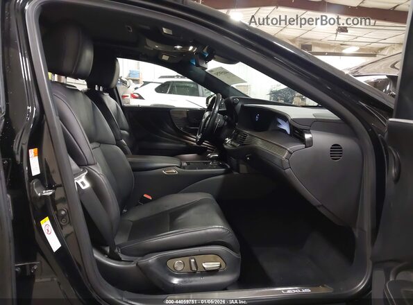 JTHB51FF1J5006372 2018 LEXUS LS 500 Черный Вид салона спереди
