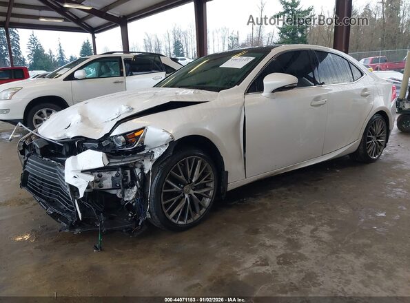 JTHBA1D22H5039399 2017 LEXUS IS 200T Белый Передняя левая четверть