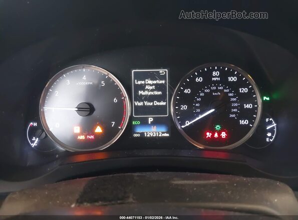 JTHBA1D22H5039399 2017 LEXUS IS 200T Белый Вид задних сидений