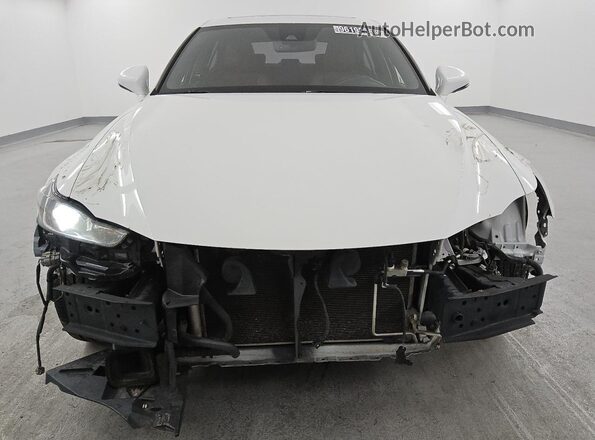 JTHBA1D22J5076166 2018 LEXUS IS Белый 