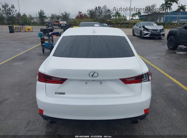 JTHBA1D28G5026574 2016 LEXUS IS 200T Белый 