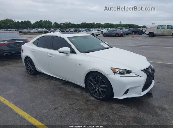 JTHBA1D28G5026574 2016 LEXUS IS 200T Белый Передняя правая четверть