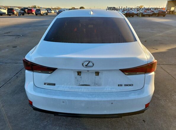 JTHBA1D29J5066573 2018 LEXUS IS Белый Вид сзади