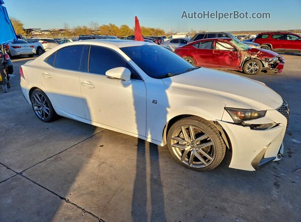 JTHBA1D29J5066573 2018 LEXUS IS Белый Передняя правая четверть