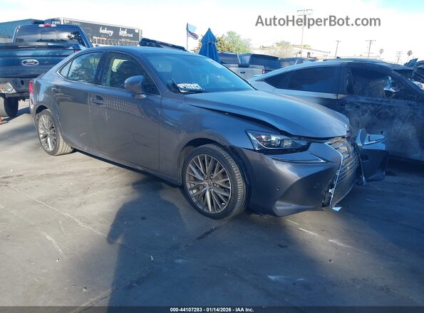 JTHBA1D29J5083244 2018 LEXUS IS 300 Серый Передняя правая четверть