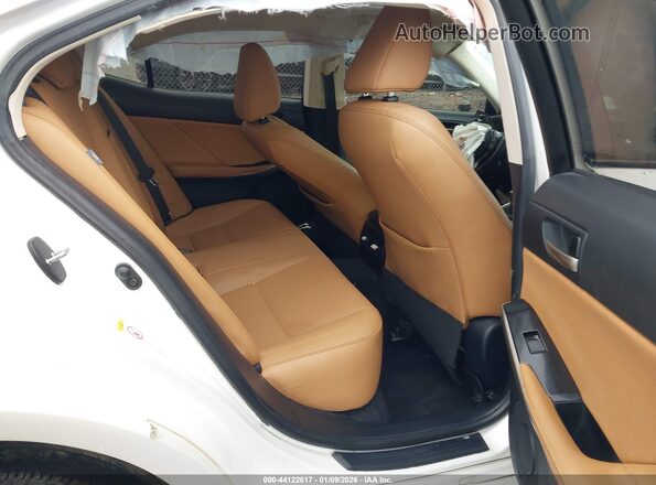 JTHBA1D2XJ5082801 2018 LEXUS IS 300 White VIN კოდის სტიკერის ხედი