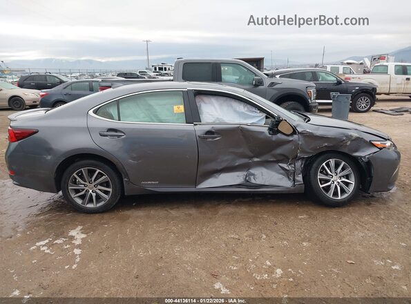 JTHBW1GG2G2108987 2016 LEXUS ES 300H Серый Вид задней части салона
