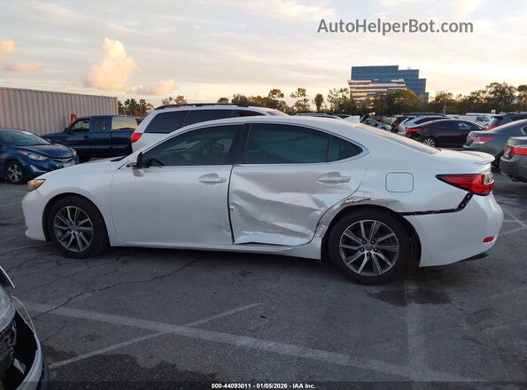 JTHBW1GG7H2134566 2017 LEXUS ES 300H Белый Панорамный вид салона 360°
