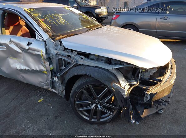 JTHC81D24K5039217 2019 LEXUS IS 300 Серебряный 