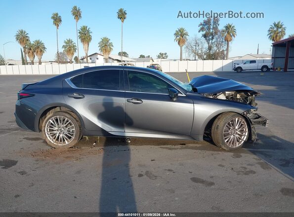 JTHDA1D28P5126795 2023 LEXUS IS 300 Gray Вид задньої частини салону