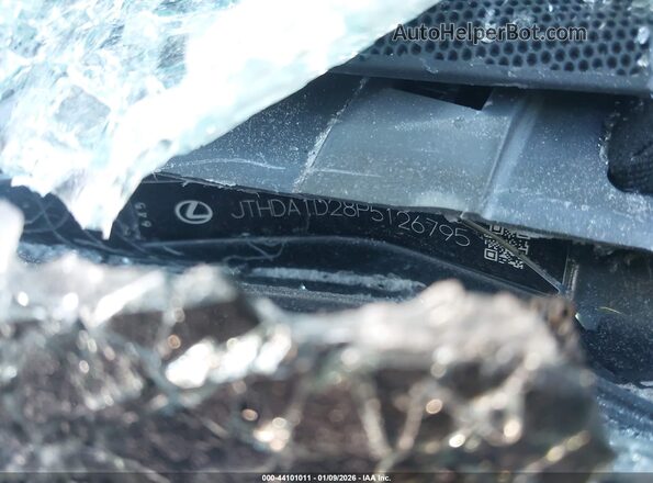 JTHDA1D28P5126795 2023 LEXUS IS 300 Gray Вид підкапотного простору