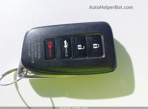 JTHDA1D29L5107733 2020 LEXUS IS 300 White Widok deski rozdzielczej