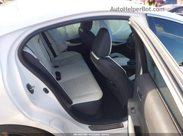 JTHGZ1B23N5051798 2022 LEXUS IS 350 Белый Вид наклейки с VIN-кодом