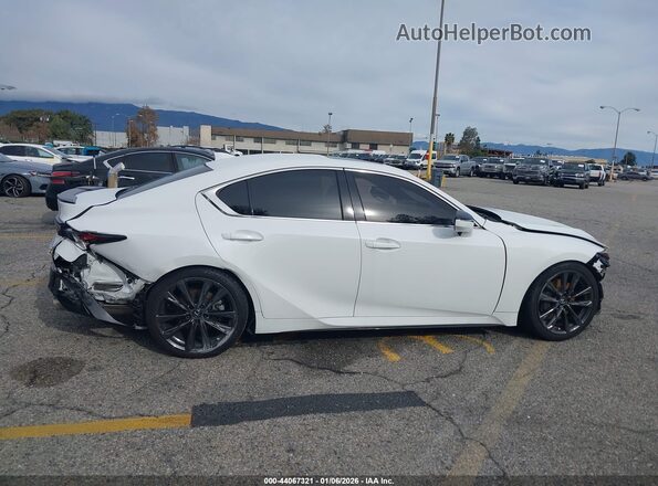 JTHGZ1B26M5043936 2021 LEXUS IS 350 Белый Вид задней части салона