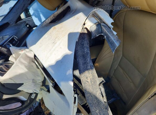 JTHHE5BCXH5017023 2017 LEXUS RC Белый Вид подкапотного пространства