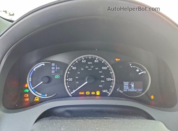 JTHKD5BH3G2268552 2016 LEXUS CT Белый Вид щитка приборов