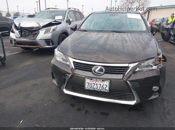 JTHKD5BH5G2271355 2016 LEXUS CT 200H Коричневый Вид задней части салона