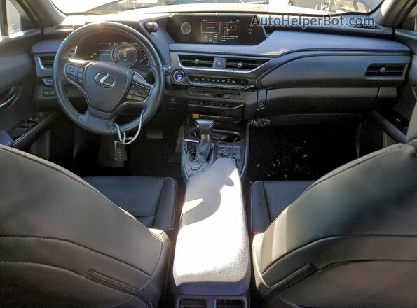 JTHP9JBH0M2047549 2021 LEXUS UX Черный Вид панели приборов