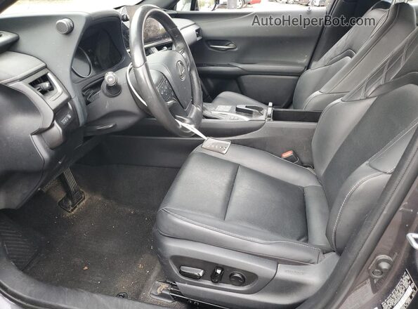 JTHP9JBH0P2068339 2023 LEXUS UX Silver Вид салону спереду