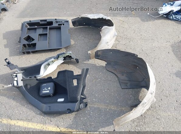 JTHP9JBH3M2052857 2021 LEXUS UX 250H White 