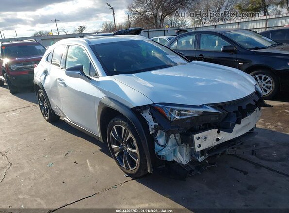 JTHP9JBH9M2053995 2021 LEXUS UX 250H White Vista frontal
