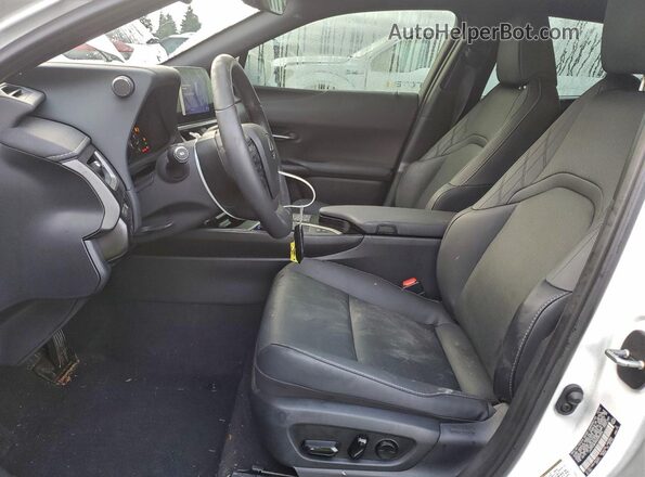 JTHP9JBH9R2080556 2024 LEXUS UX White Widok wnętrza z przodu