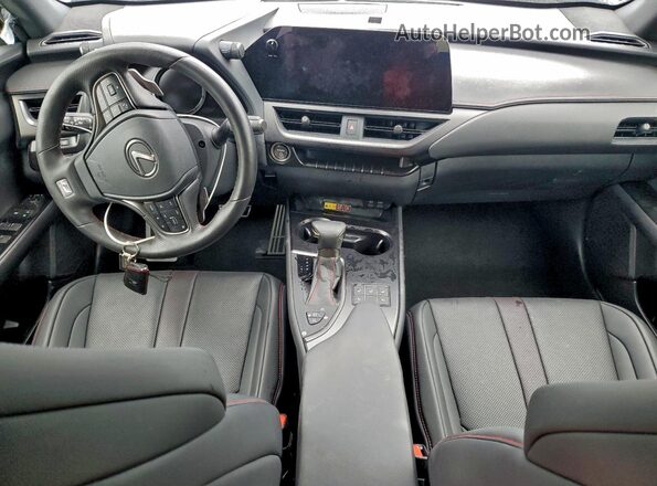 JTHR6JBH4R2163703 2024 LEXUS UX Белый Вид панели приборов