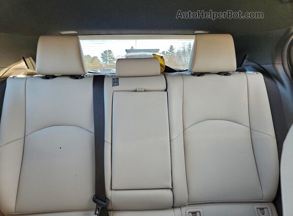 JTHU9JBH3K2013265 2019 LEXUS UX Black Widok tylnych siedzeń