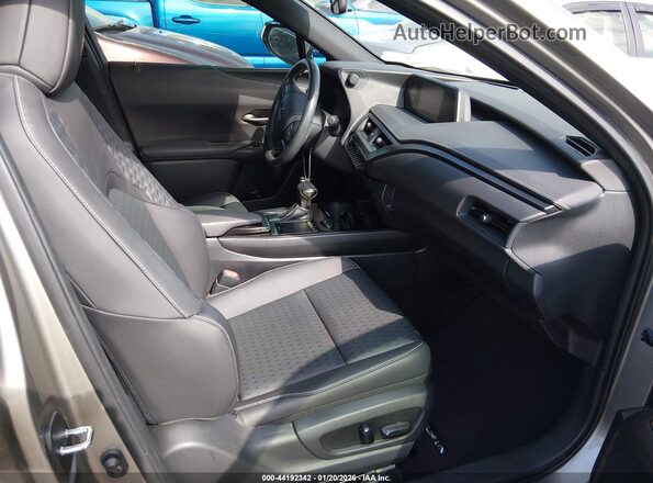 JTHX6JBH9L2066611 2020 LEXUS UX 250H Серый Вид салона спереди