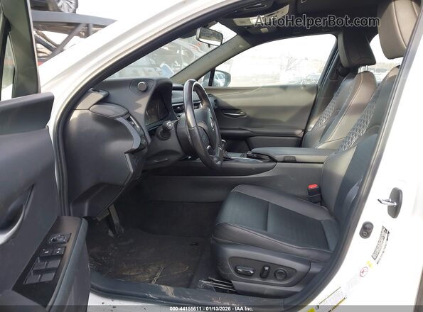 JTHY3JBH5K2014551 2019 LEXUS UX 200 White 